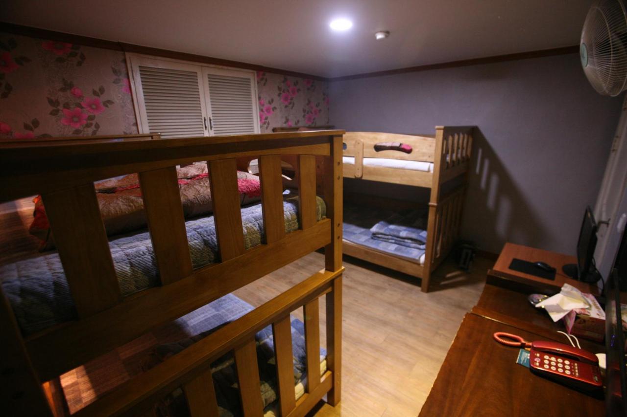 K Motel Daegu Esterno foto